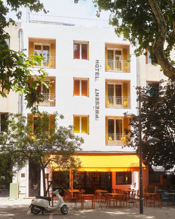 Hôtel Présent Arles