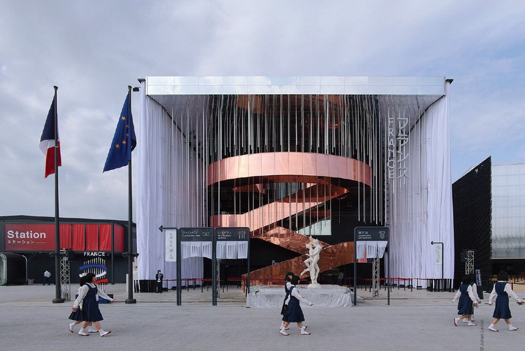 Le coeur bat pavillon France à Osaka