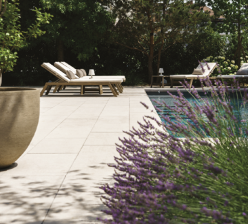 Ode à la pierre, du jardin à la piscine