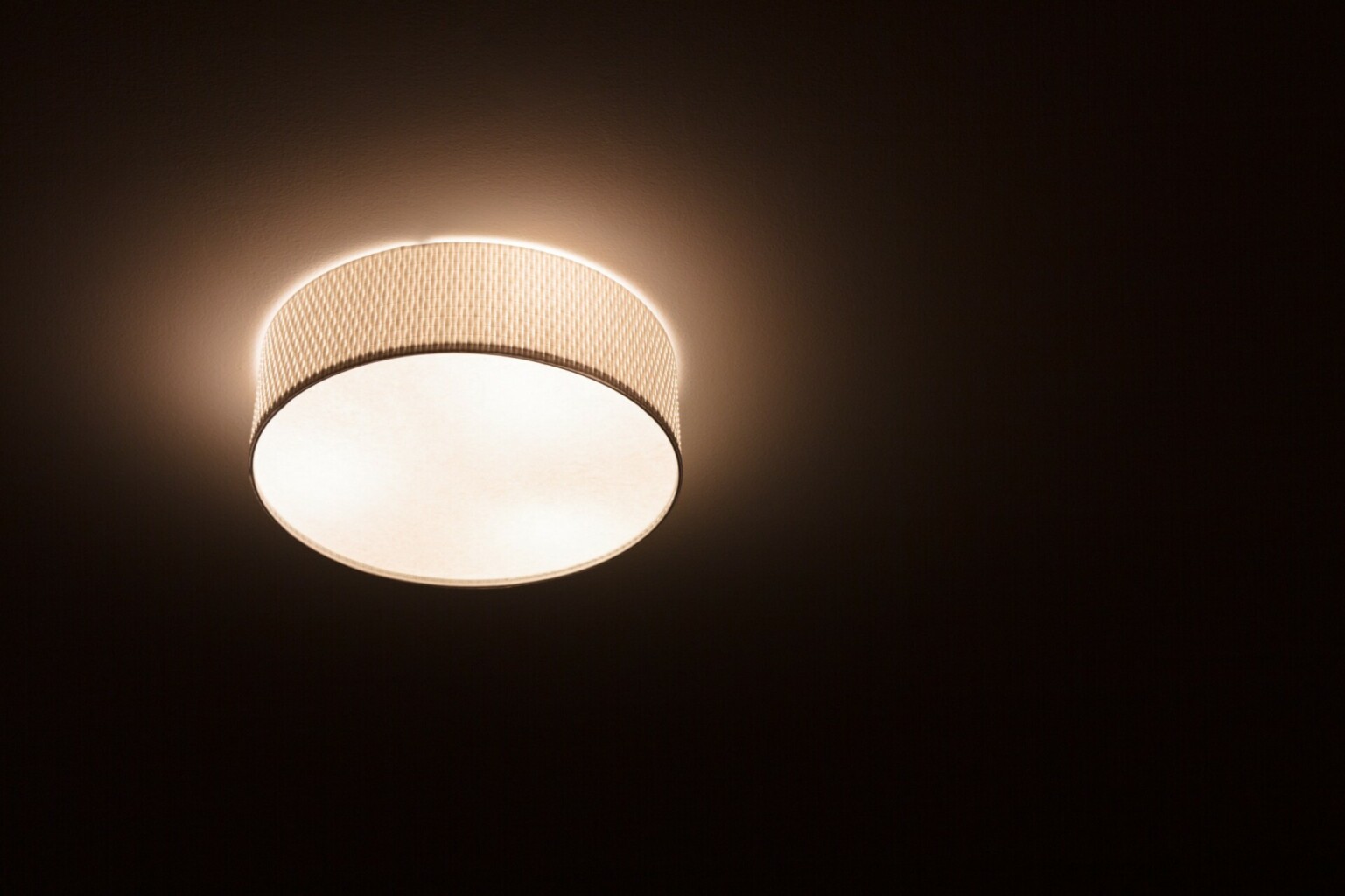 Comment choisir le bon plafonnier LED pour chaque pièce de votre maison??