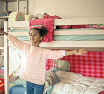 Solutions de couchage pour familles nombreuses : l’intérêt des lits superposés